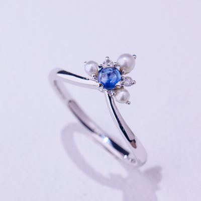 Snowflakes | Natural Sapphire, Tiny Pearl & Diamond 18kt White Gold Ring