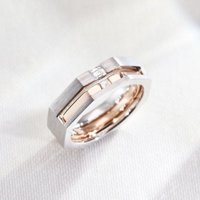 Embrace | Natural Square-cut Diamond 18kt Gold Wedding Ring