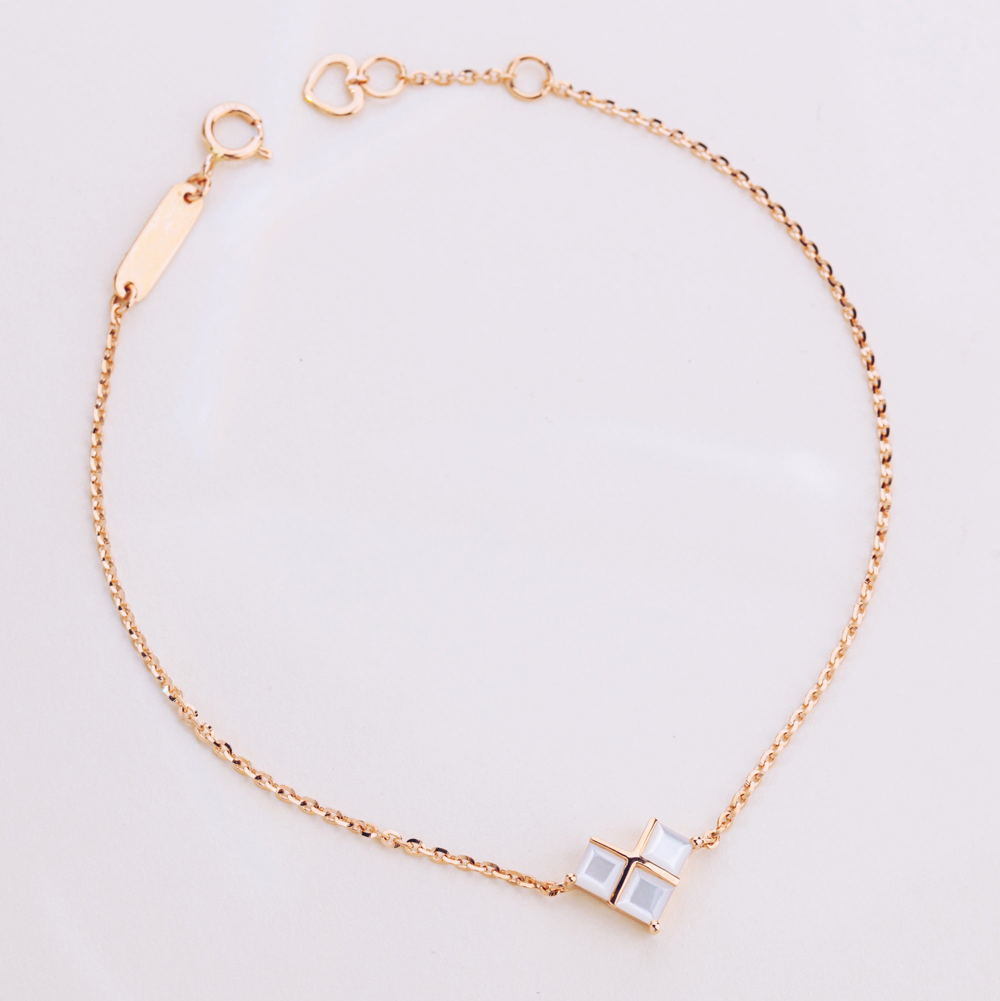 CROSS MY HEART | Natural Mother Of Pearl 18kt Rose Gold Bracelet -  Paradeisos Jewellery