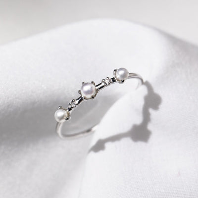 DEW | Natural Diamond & Tiny Pearl 18kt Gold Stacking Ring